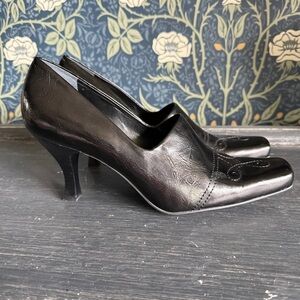 Franco Sarto Women’s Black Fine Leather Western Stitch Slip On Heel Shoes
